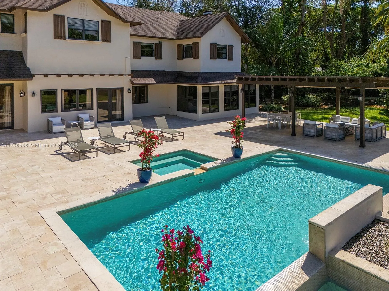 Pinecrest, Florida 33156, United States, 8 Bedrooms Bedrooms, ,8 BathroomsBathrooms,Residential,Active,1274