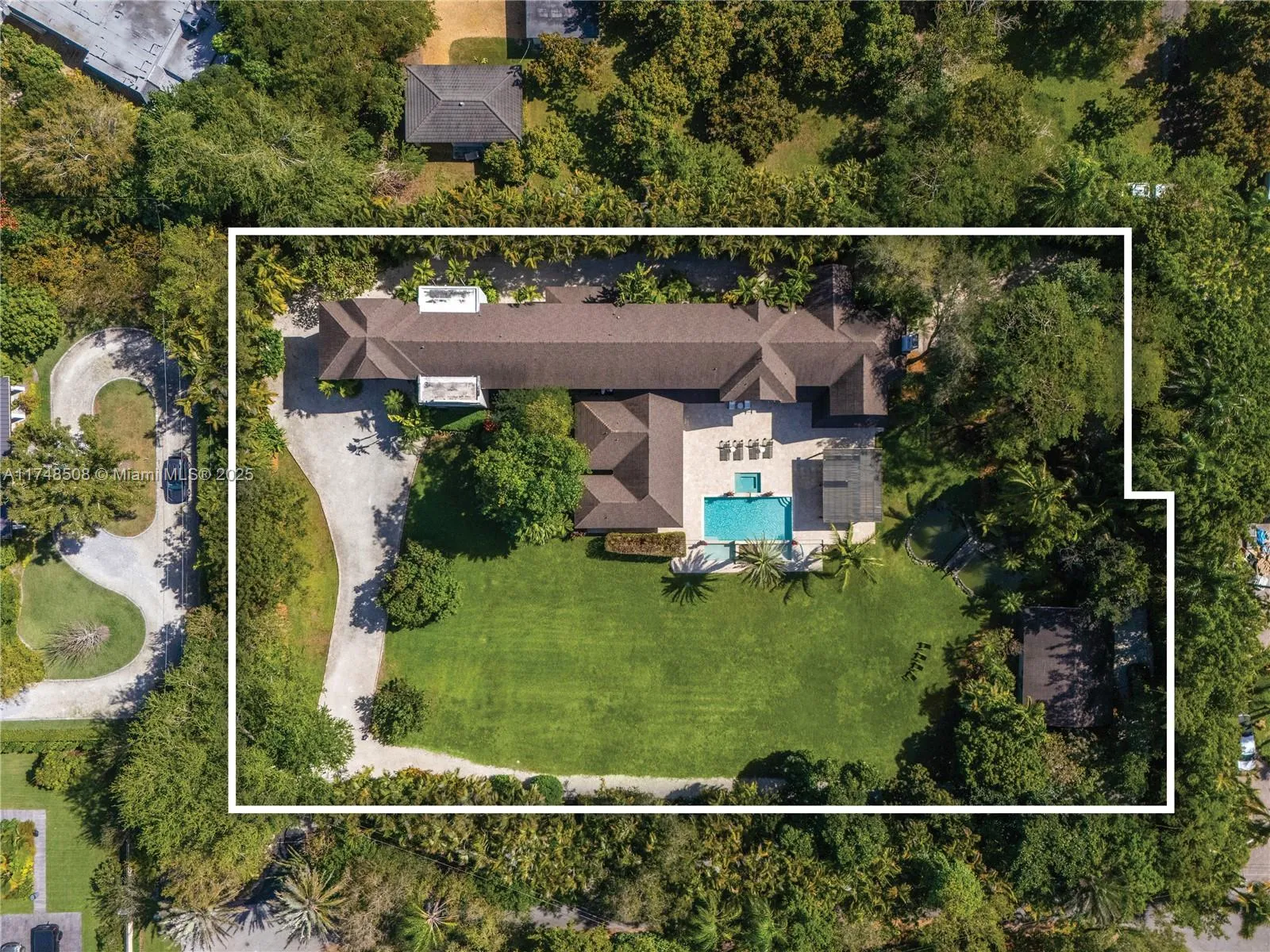 Pinecrest, Florida 33156, United States, 8 Bedrooms Bedrooms, ,8 BathroomsBathrooms,Residential,Active,1274