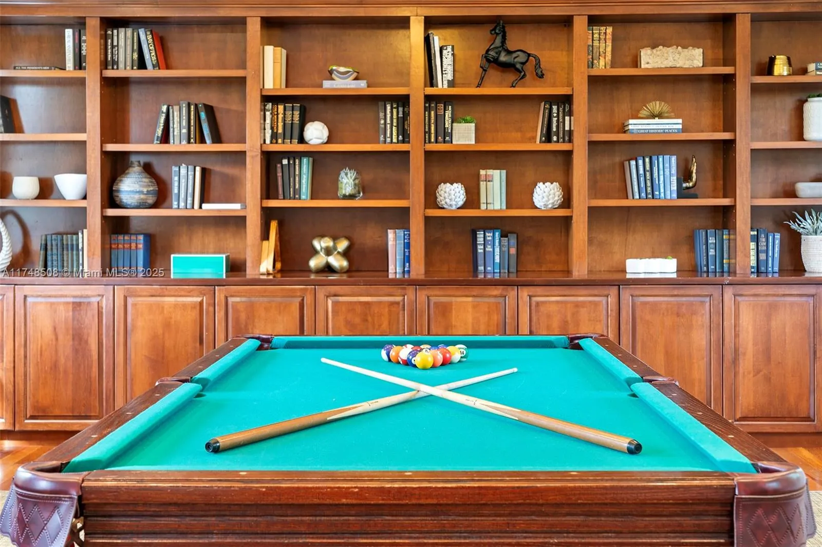 Pinecrest, Florida 33156, United States, 8 Bedrooms Bedrooms, ,8 BathroomsBathrooms,Residential,Active,1274