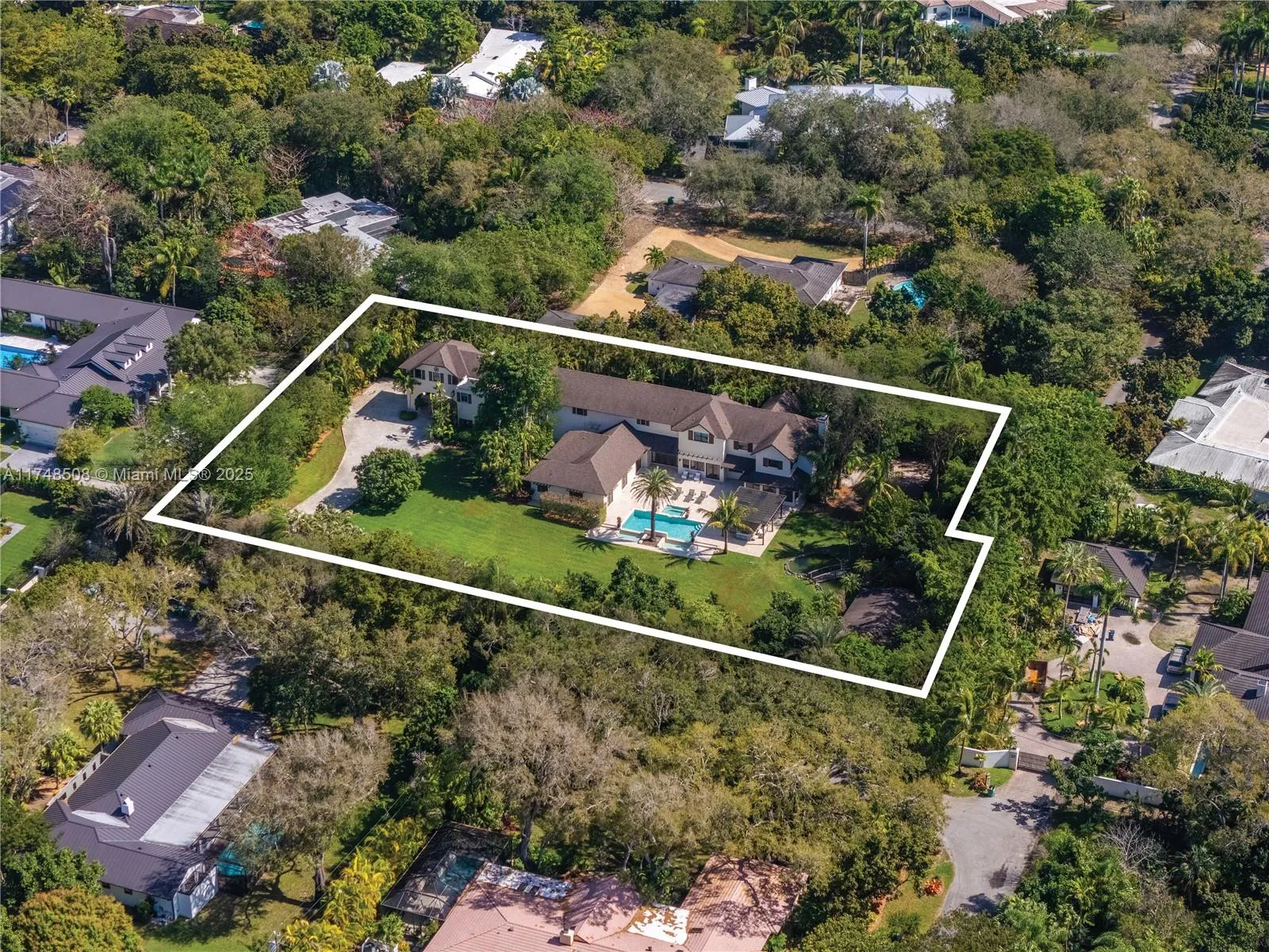 Pinecrest, Florida 33156, United States, 8 Bedrooms Bedrooms, ,8 BathroomsBathrooms,Residential,Active,1274