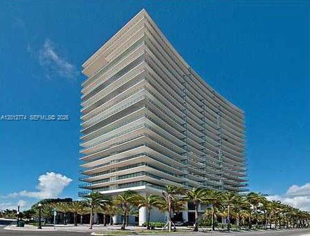 800 S Pointe Dr 2102 - Image 1