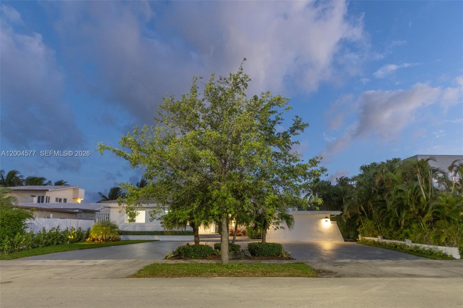 BISCAYNE POINT - Residential Lease