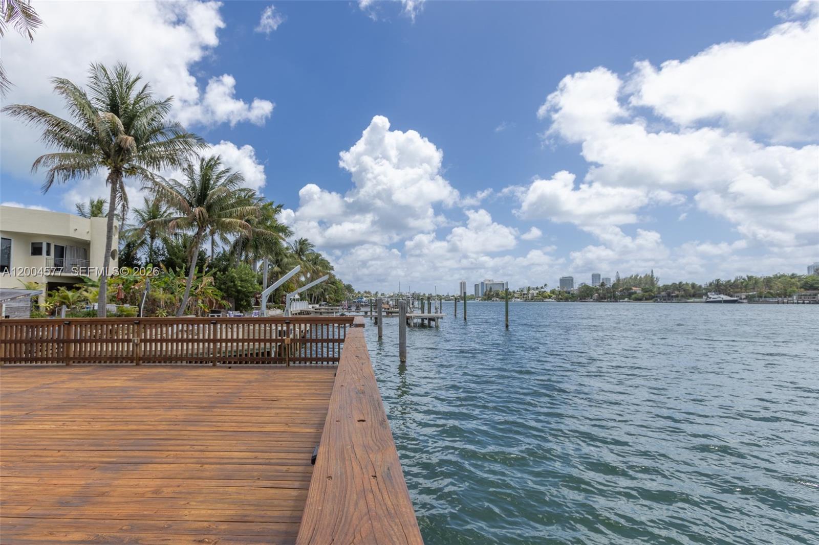 BISCAYNE POINT - Residential Lease