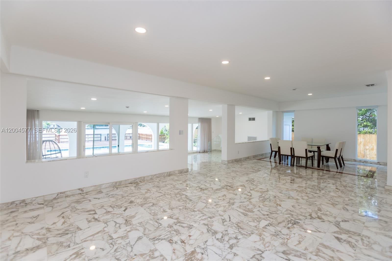 BISCAYNE POINT - Residential Lease