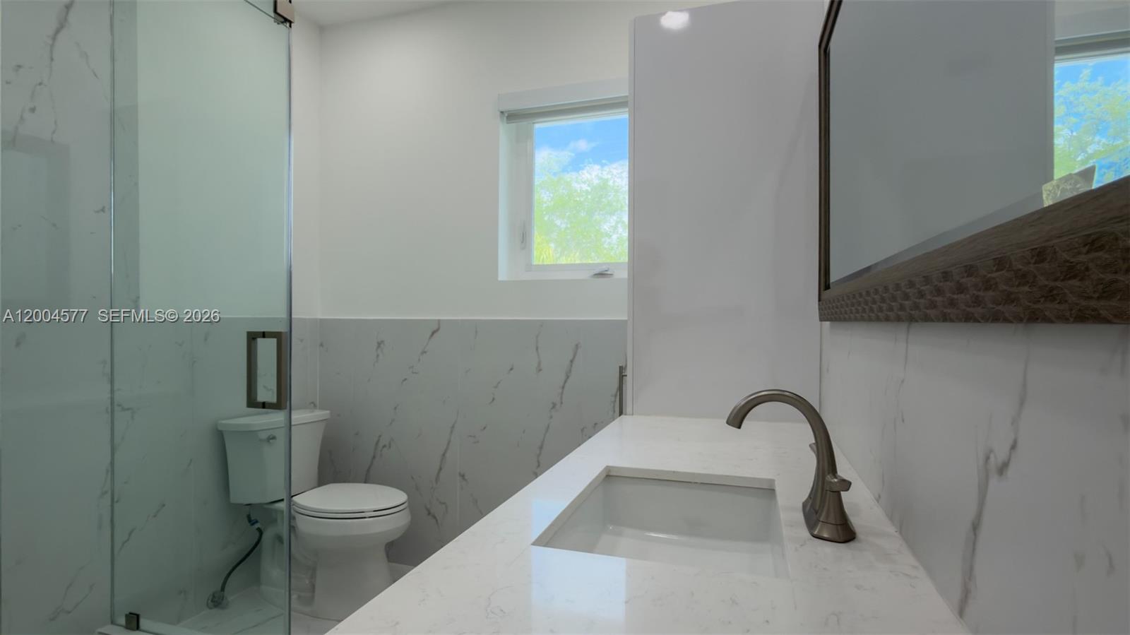 BISCAYNE POINT - Residential Lease