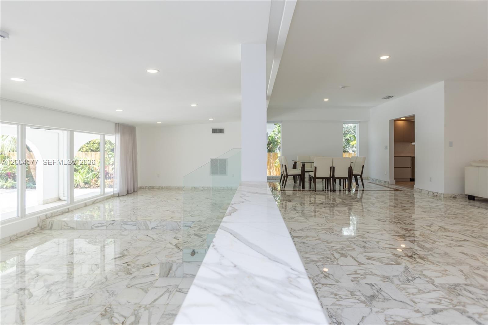 BISCAYNE POINT - Residential Lease