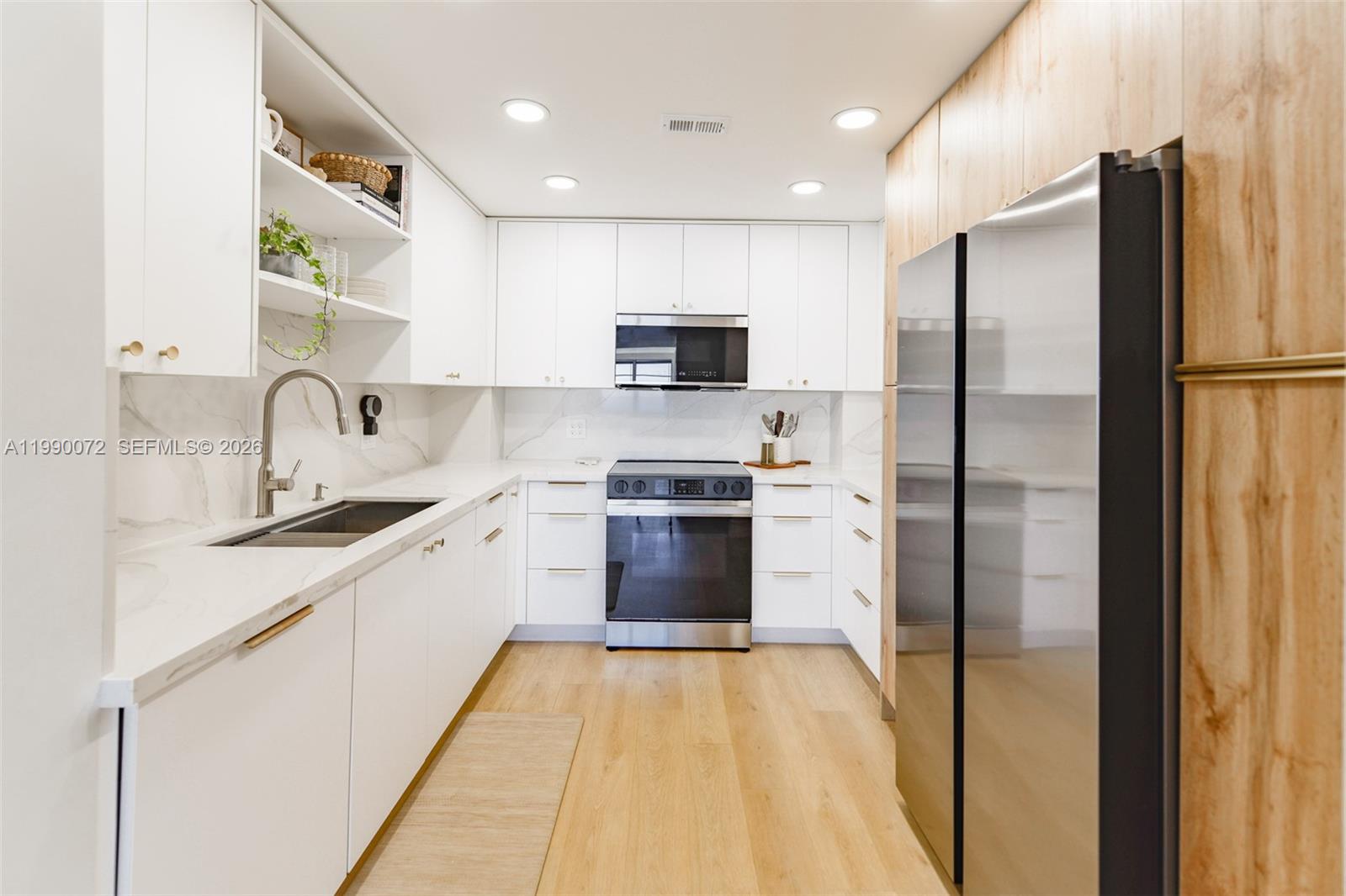 HEMISPHERES CONDO - Residential