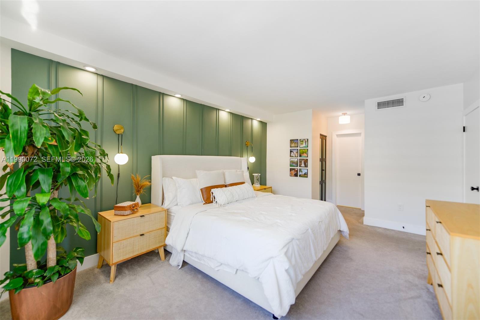 HEMISPHERES CONDO - Residential