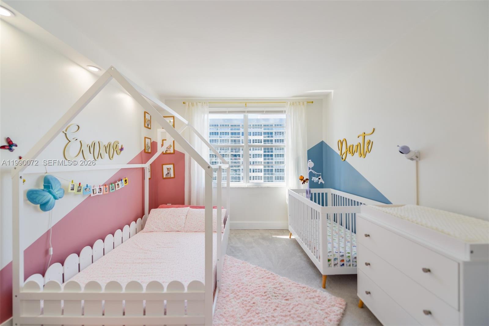 HEMISPHERES CONDO - Residential