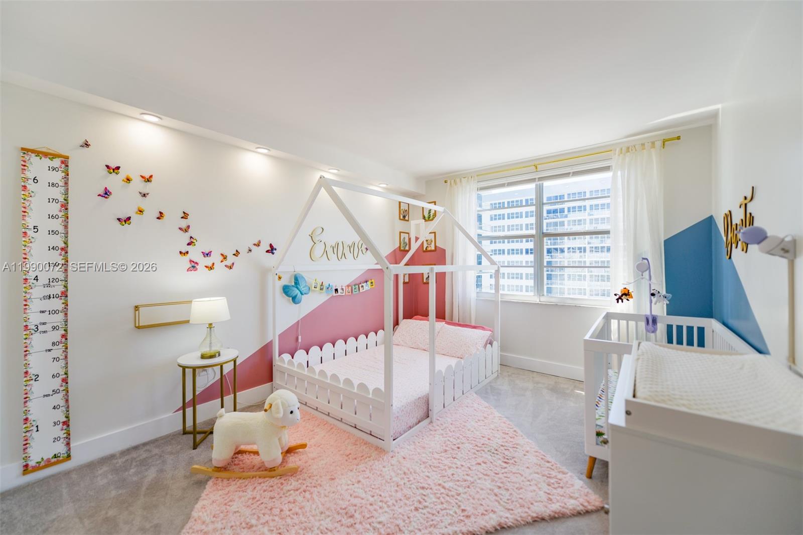 HEMISPHERES CONDO - Residential