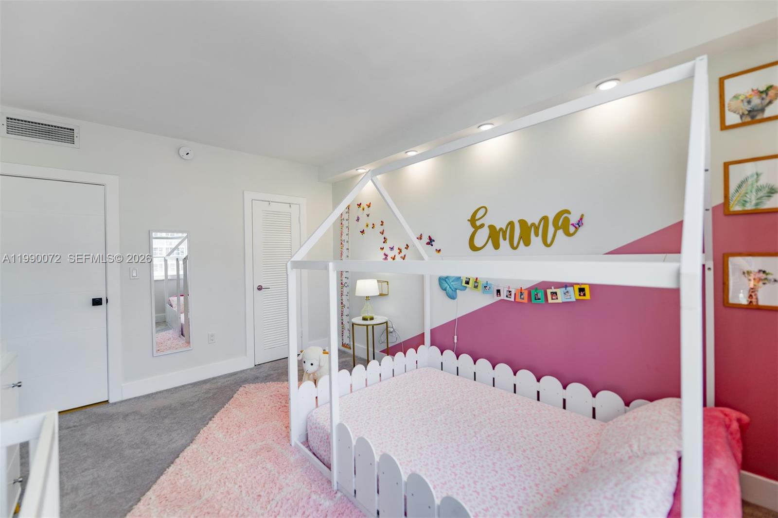 HEMISPHERES CONDO - Residential