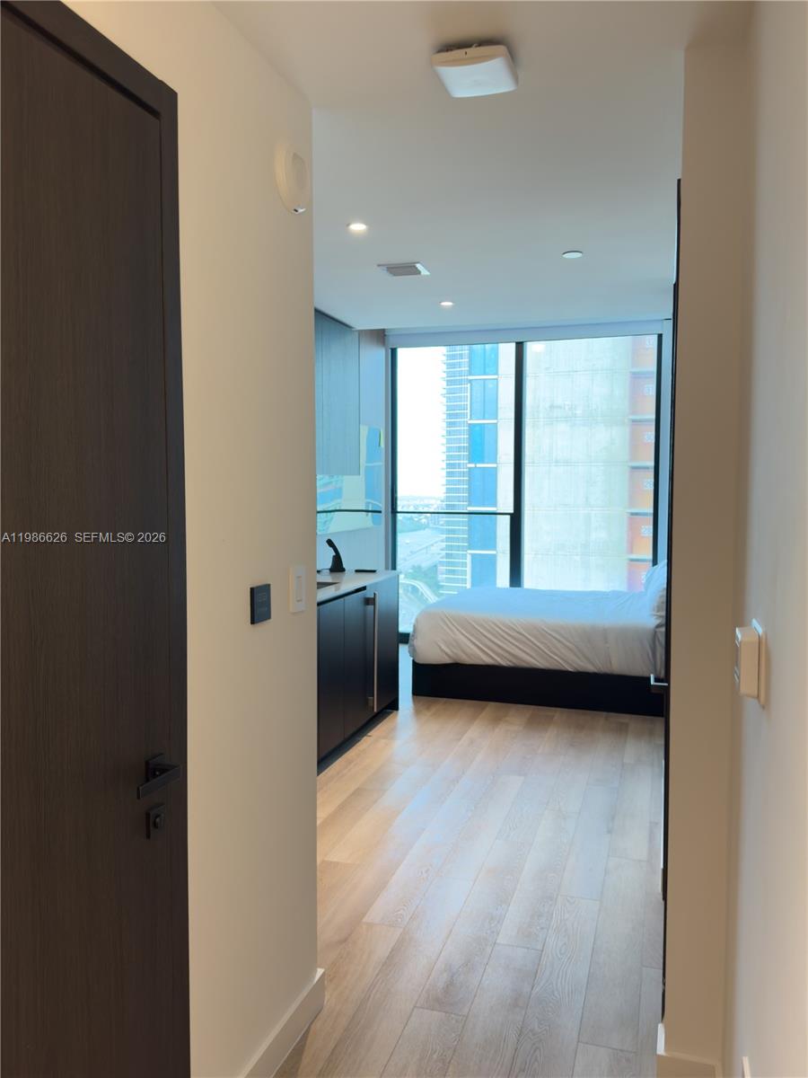 E11EVEN - Residential