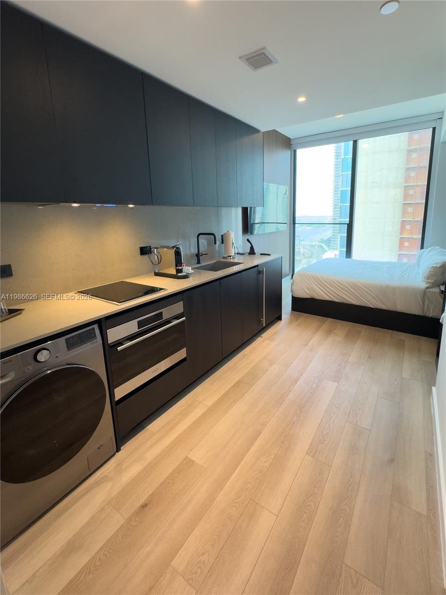 E11EVEN - Residential