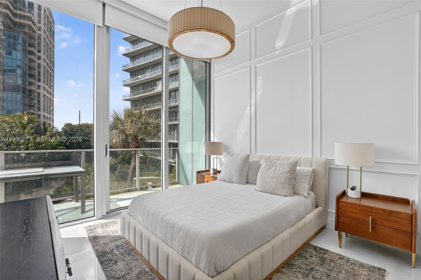 DINNER KEY - Residential