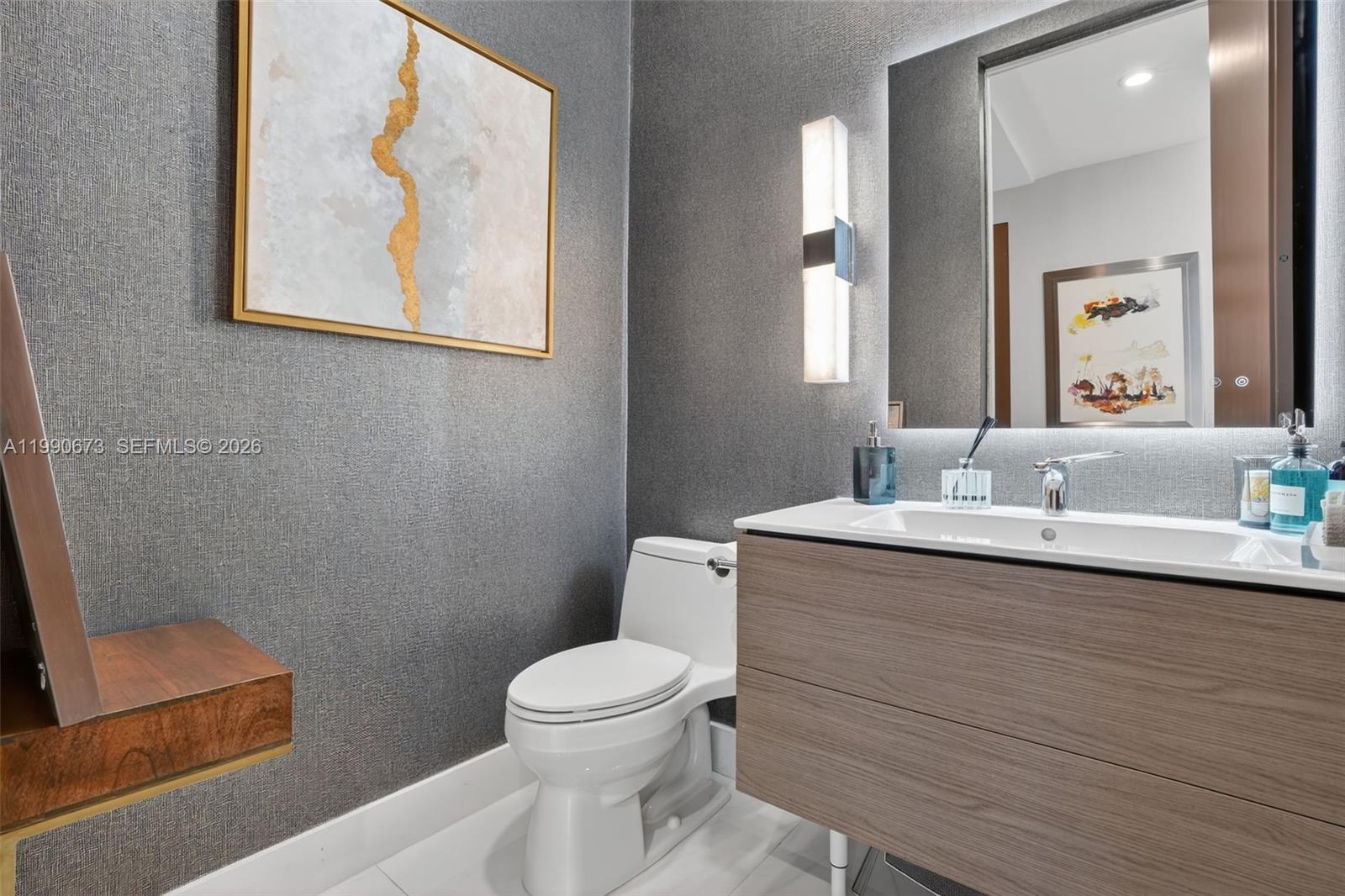 DINNER KEY - Residential