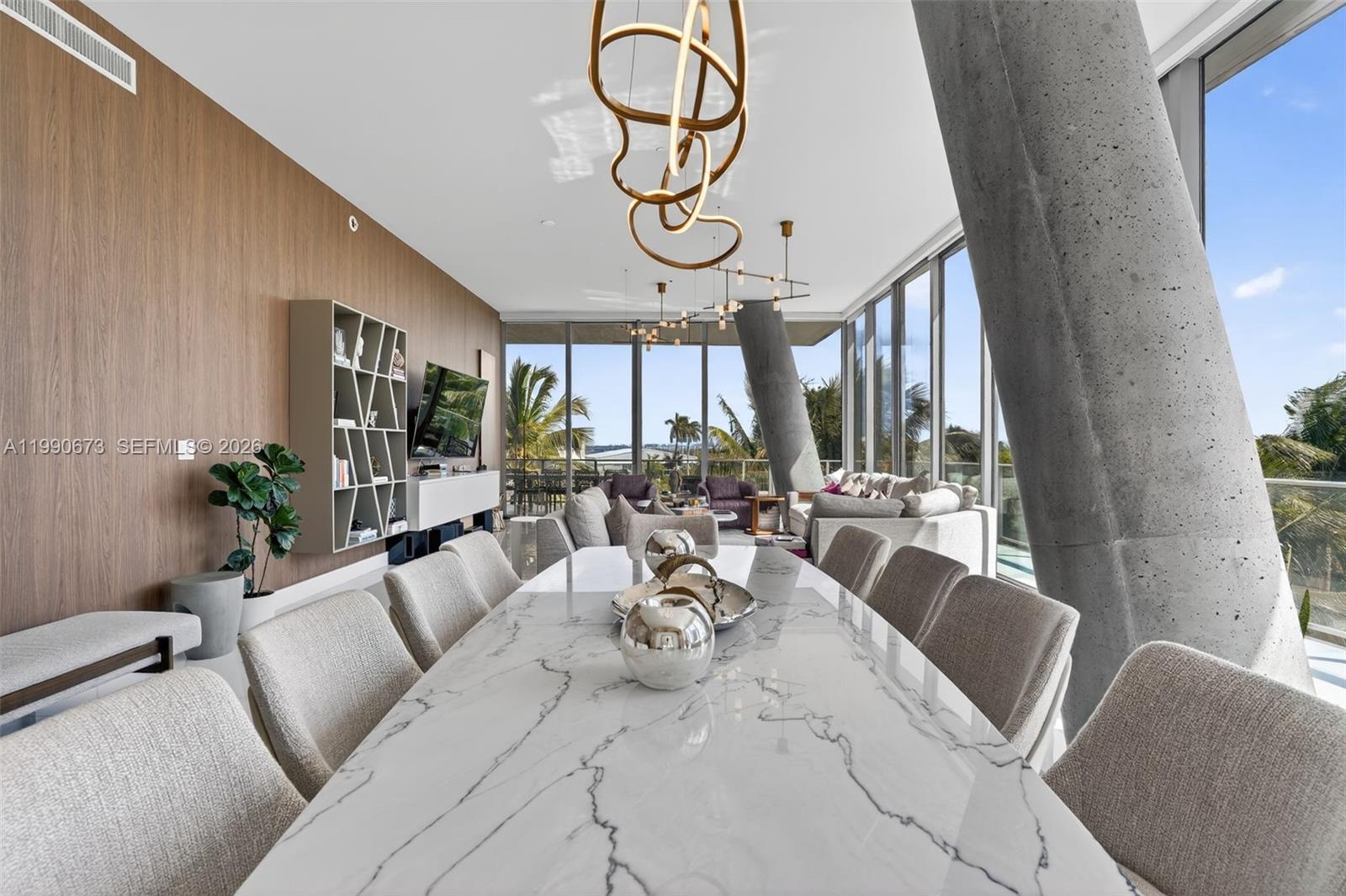 DINNER KEY - Residential