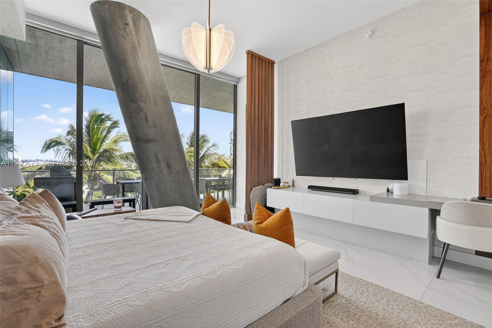 DINNER KEY - Residential