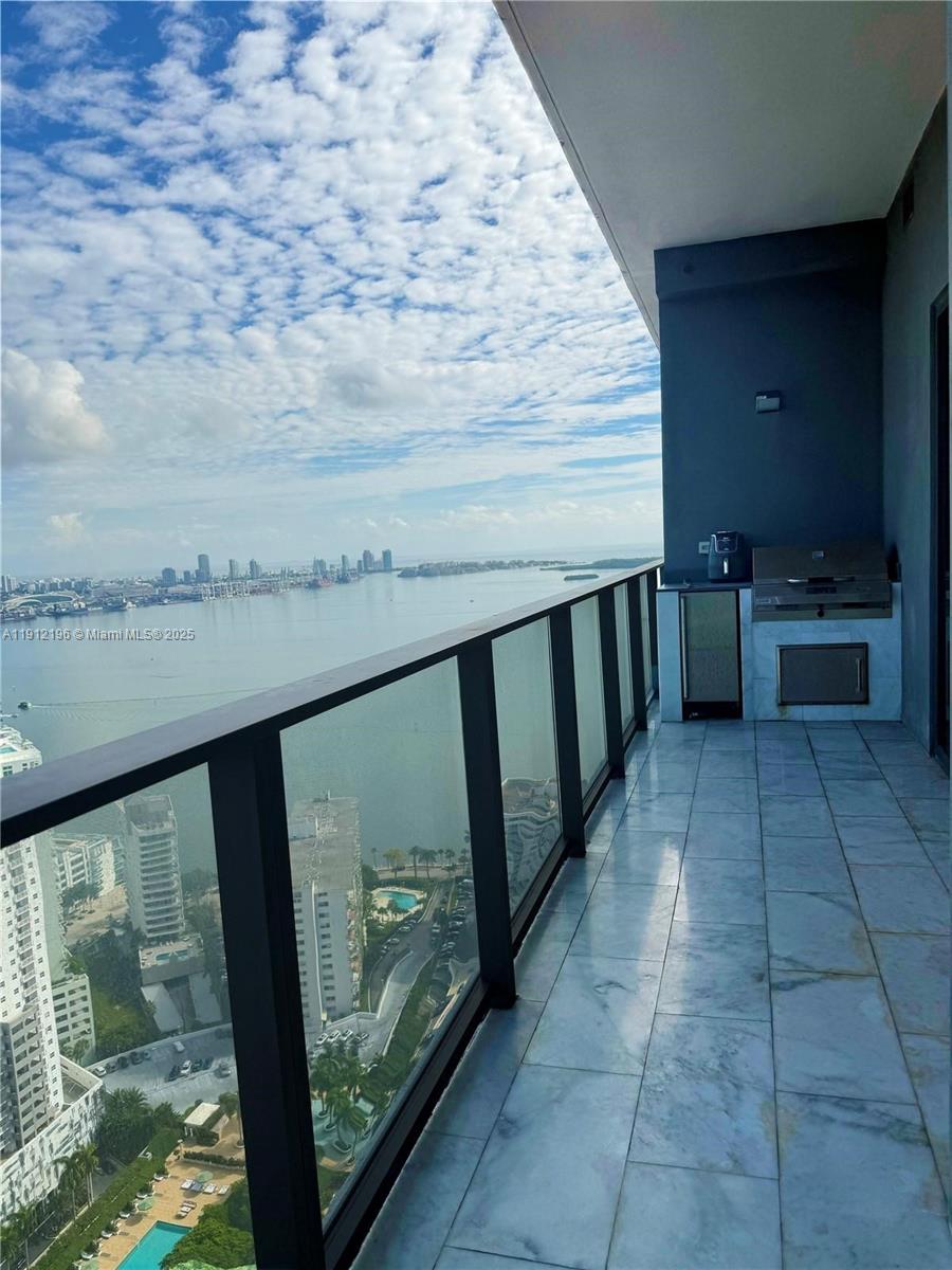 ECHO BRICKELL CONDO - Residential