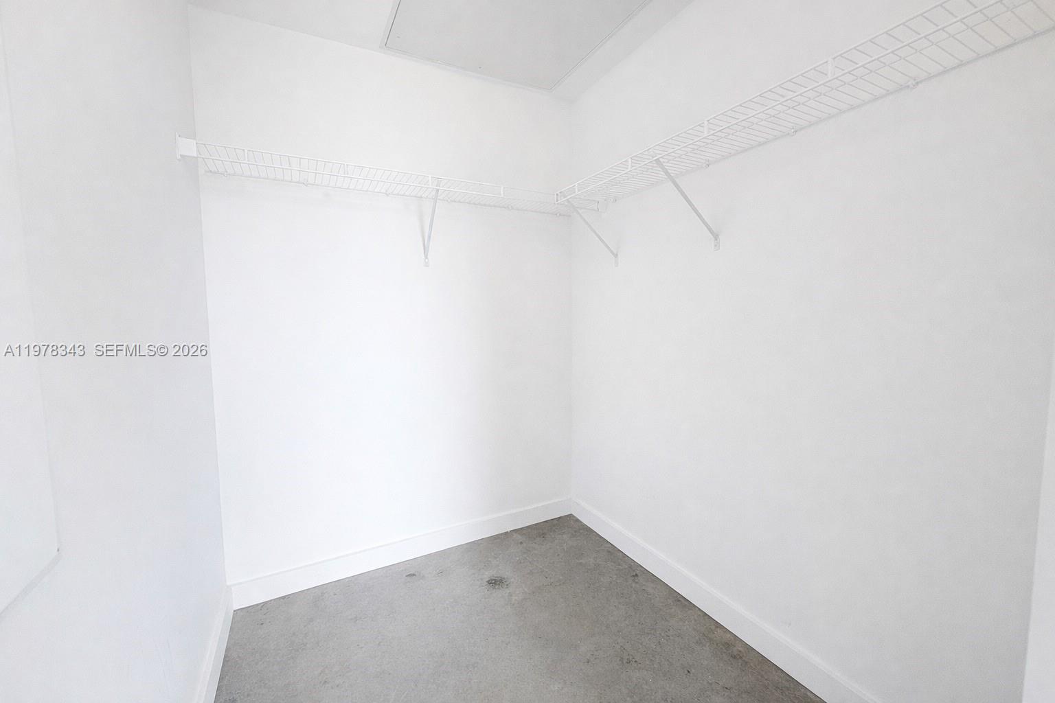 CENTRO CONDO - Residential