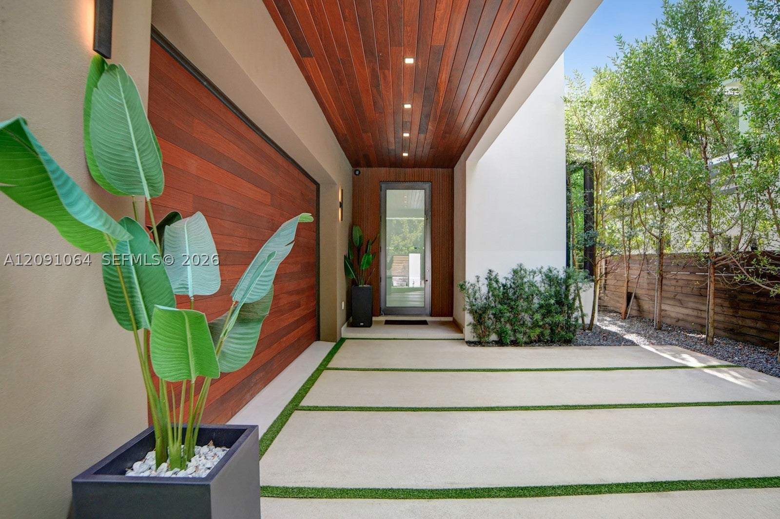 1780 Chucunantah Rd, Miami, FL, 33133/$5,390,000 1 1780 Chucunantah Rd
