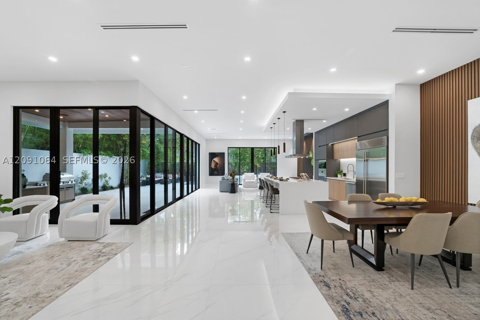 1780 Chucunantah Rd, Miami, FL, 33133/$5,390,000 3 1780 Chucunantah Rd