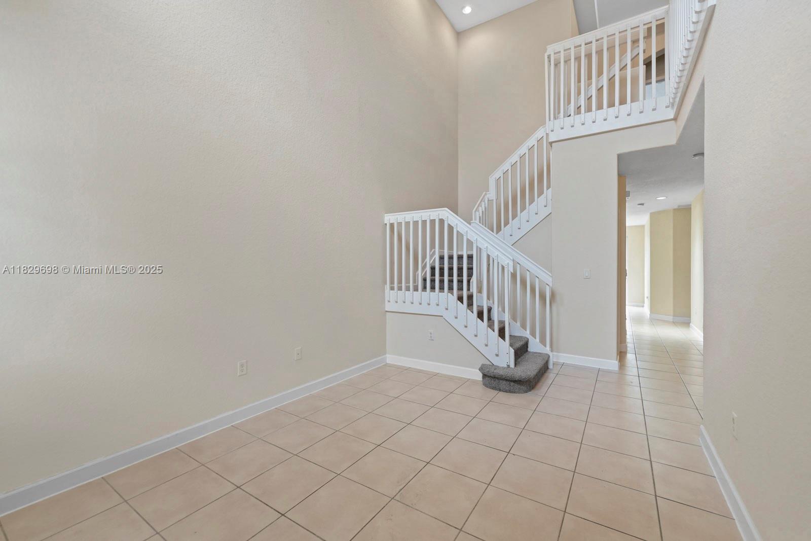 2504 SE 15th Ct, Homestead, FL, 33035/$355,000 1 2504 SE 15th Ct