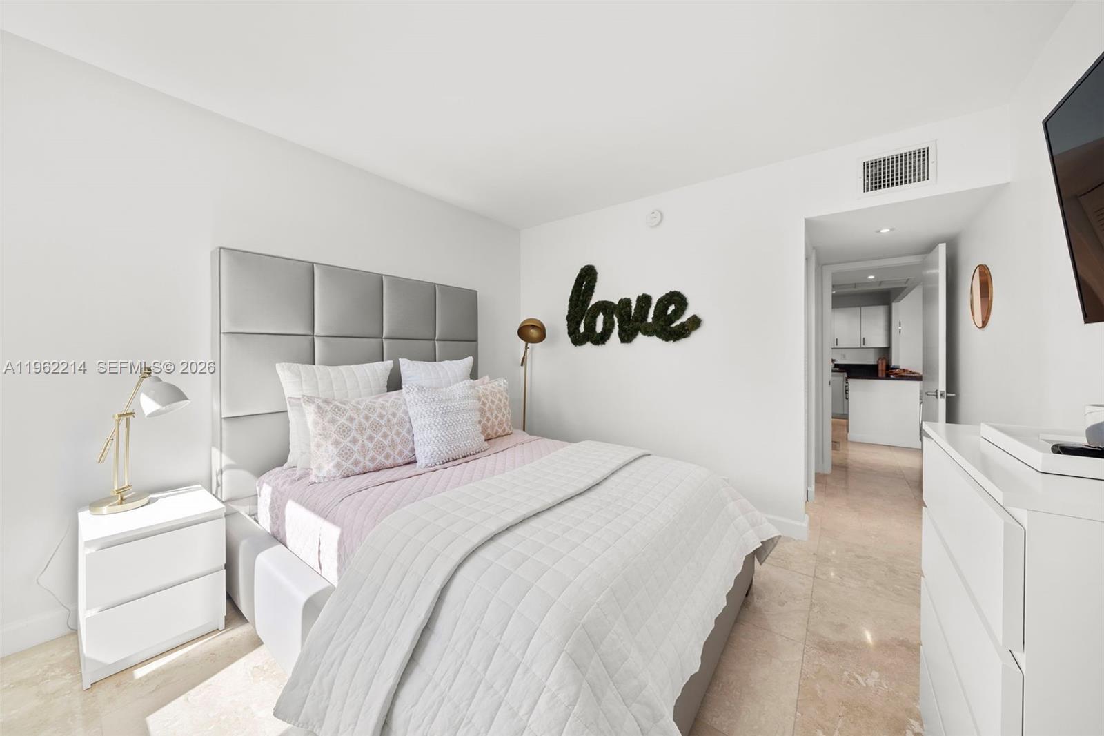 RONEY PALACE CONDO - Residential