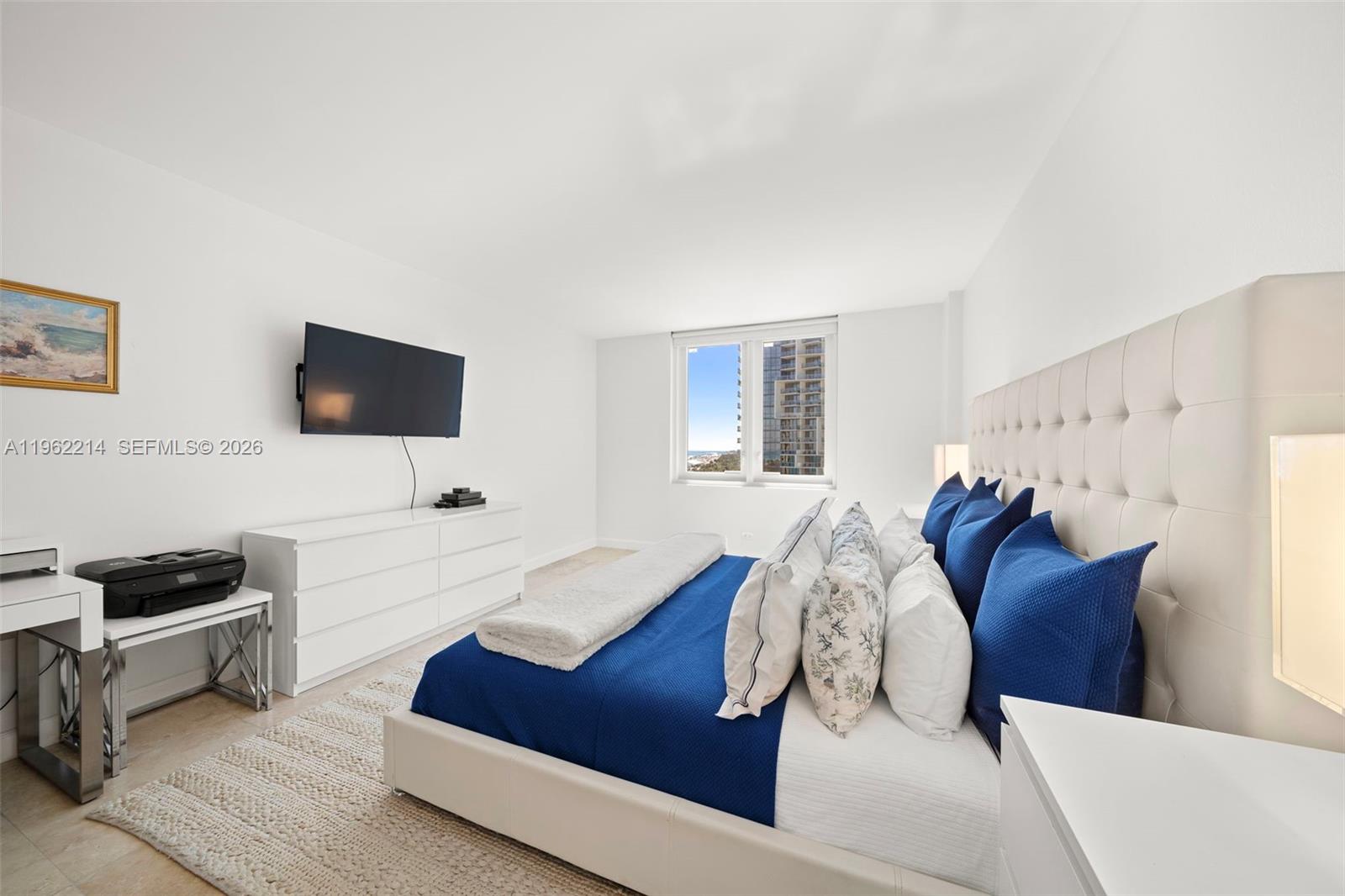 RONEY PALACE CONDO - Residential