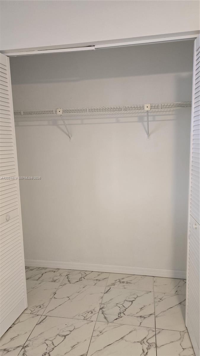 LAGO GRANDE ONE CONDO - Residential