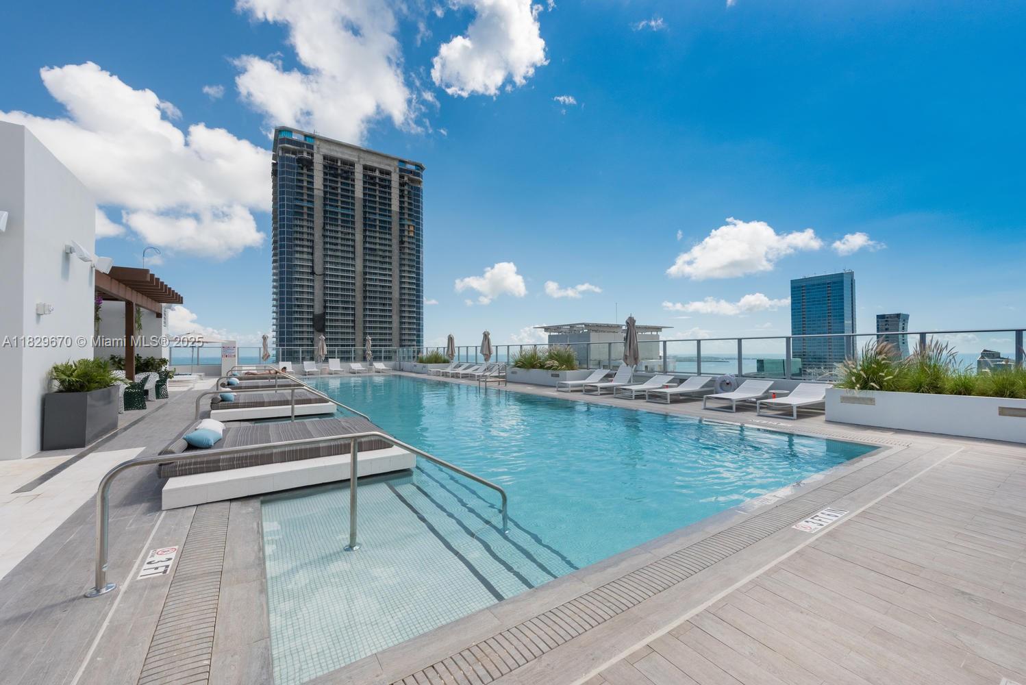 1010 BRICKELL CONDO - Residential