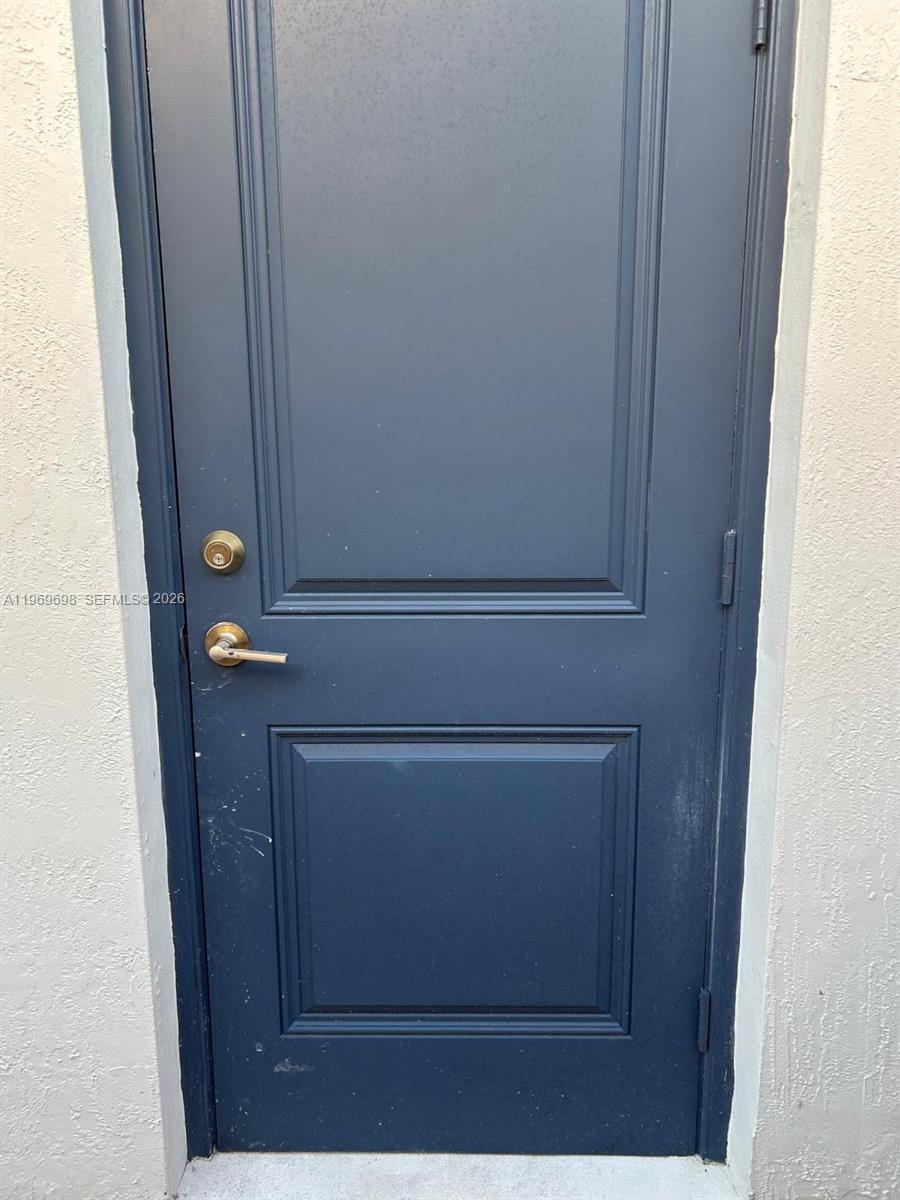 ESTATES AT SILVER PALM - Residential Lease