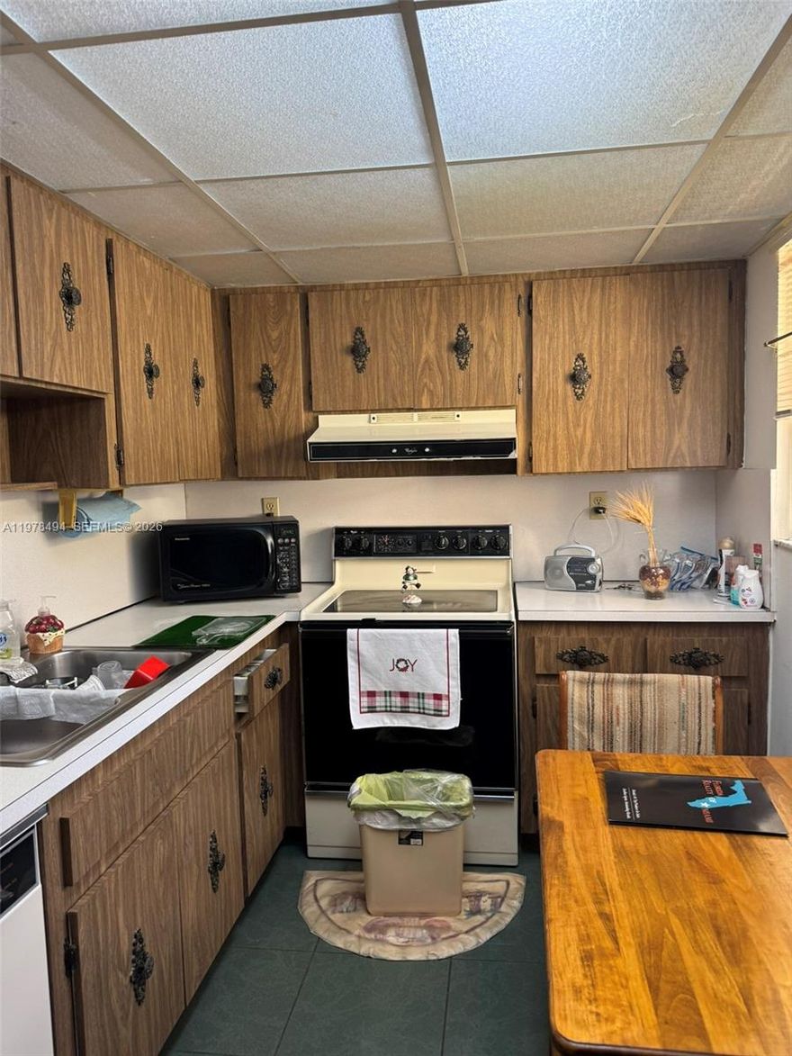 Location, spacious 1 bed, 1 bath condo with 838 sq ft in a great location in the heart of Fontainebleau. Close to the airport, expressways, Dolphin Mall, International Mall, supermarkets This unit features tile floors, central air, hurricane shutters, a large balcony, walking in closet, 1 assigned parking space, and plenty of visitor parking. Community amenities include pool and tennis court. A great opportunity to own in a desirable area!