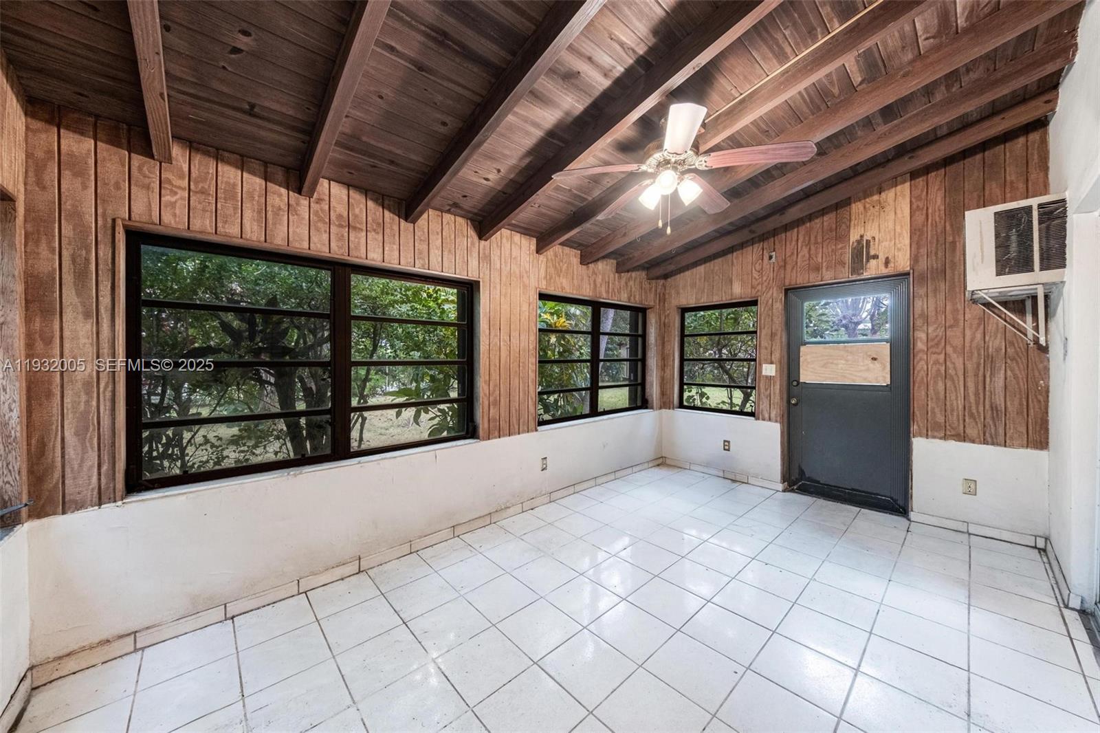 KENDALWOOD ESTATES - Residential