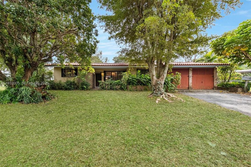 This well-located 3-bedroom, 2-bath home sits on a desirable corner lot. Featuring a garage, Florida room, and a spacious backyard, this property offers endless potential for customization and outdoor enjoyment.