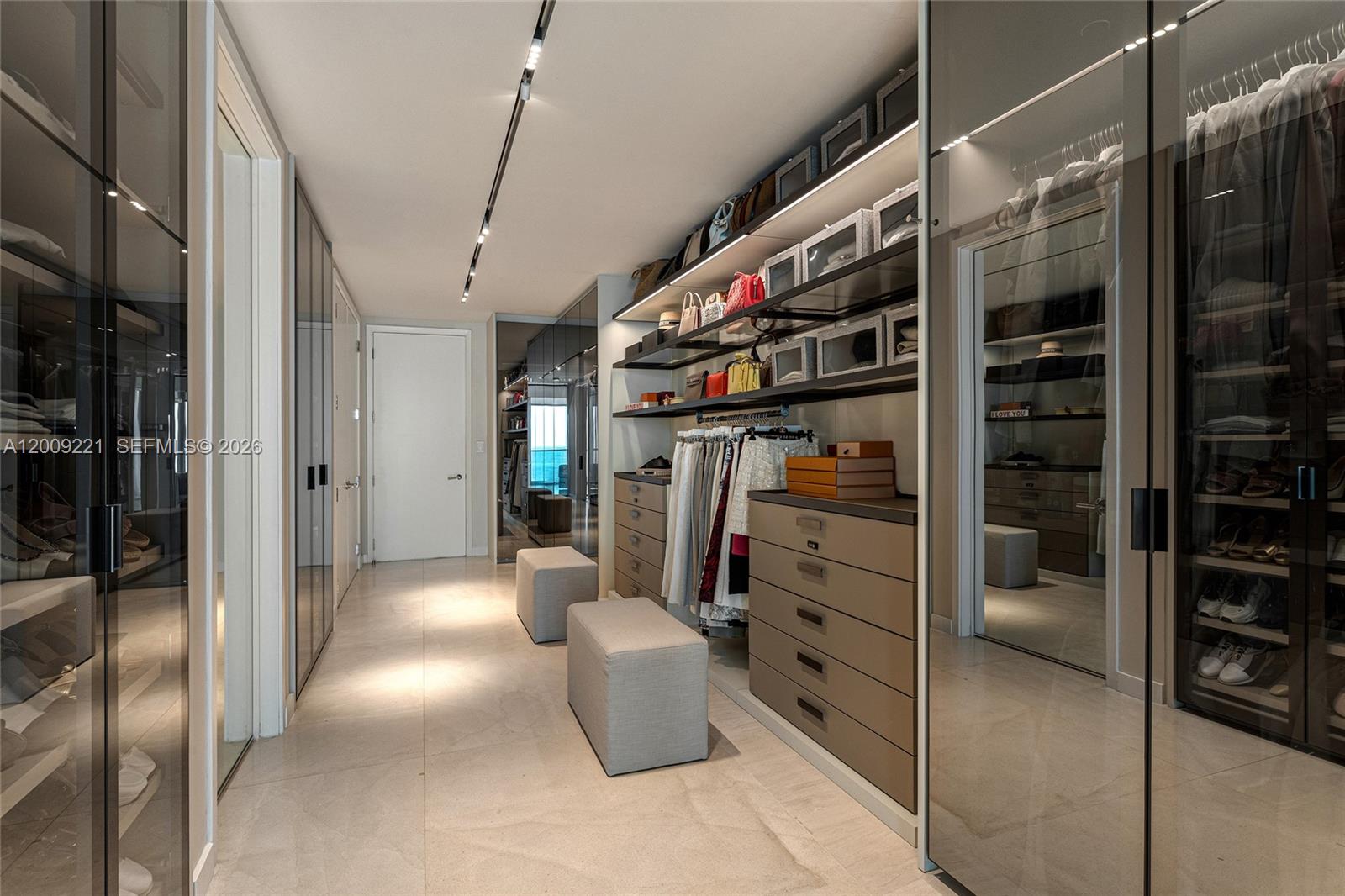 FENDI CHATEAU - Residential