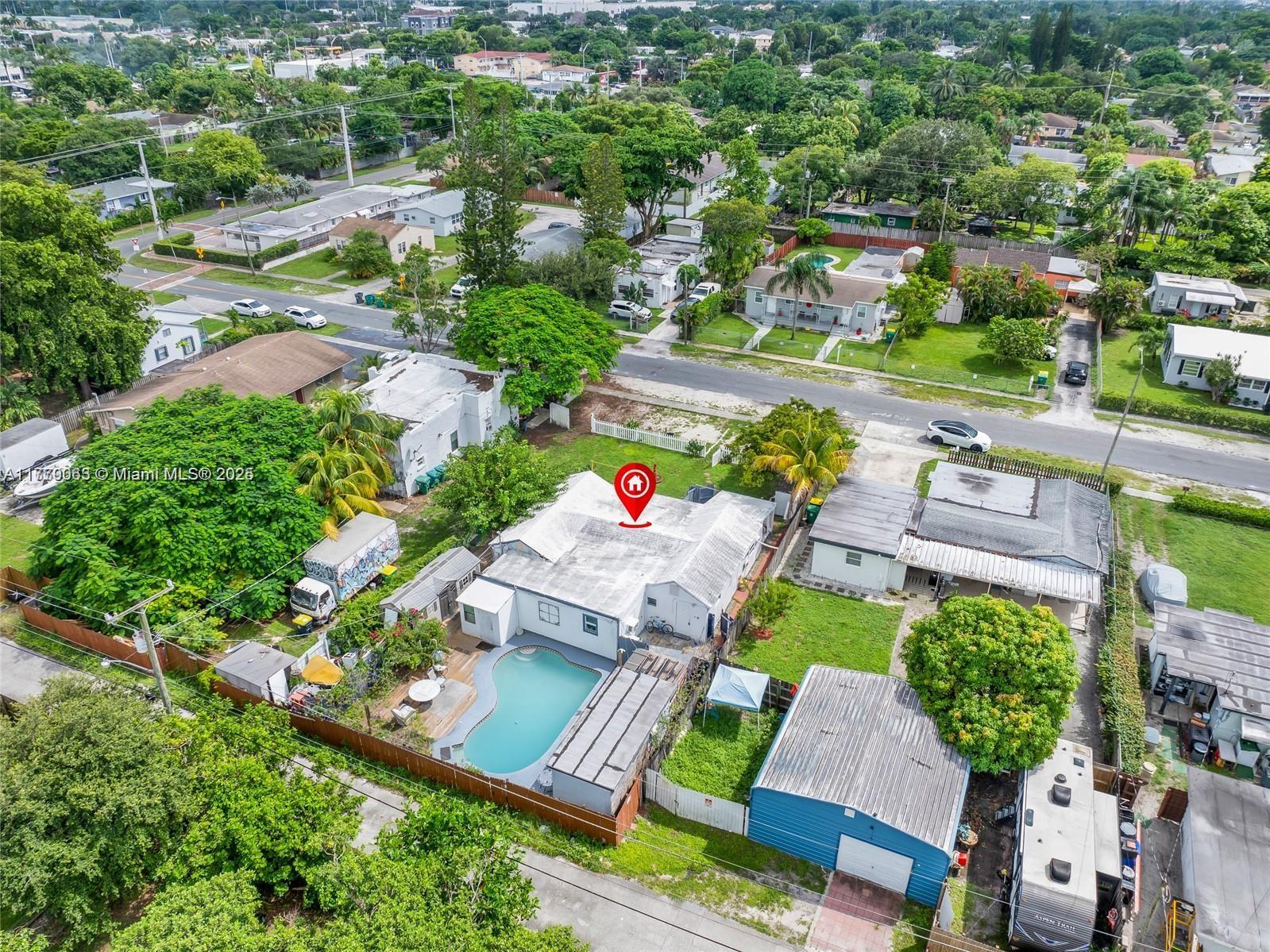230 SW 14th St