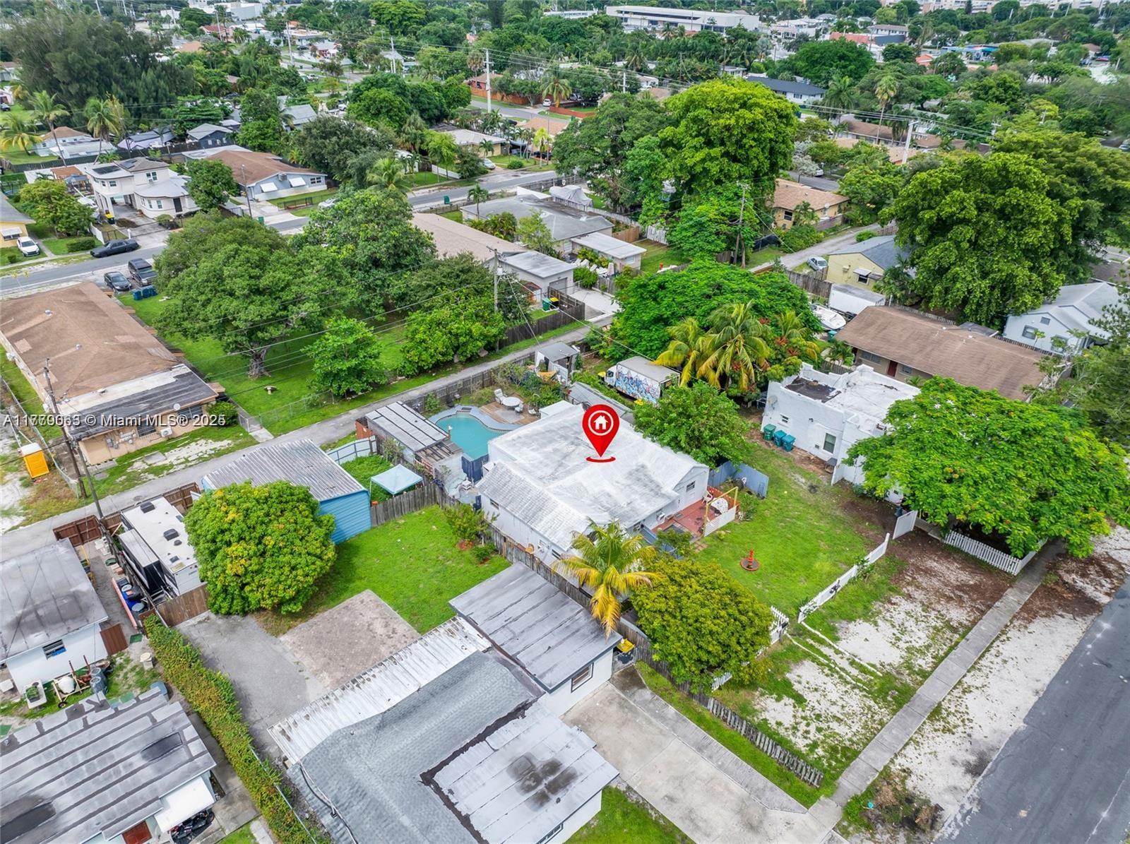 230 SW 14th St