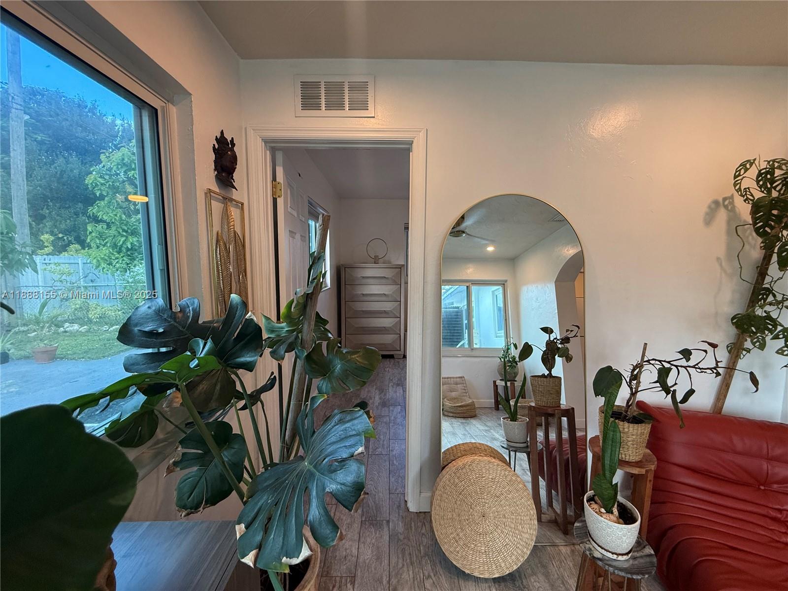 SEABOARD PARK - Residential