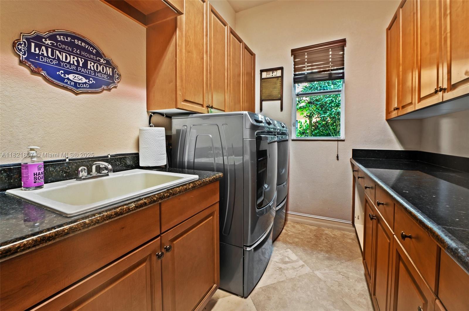 KAPOK GROVE ESTATES - Residential