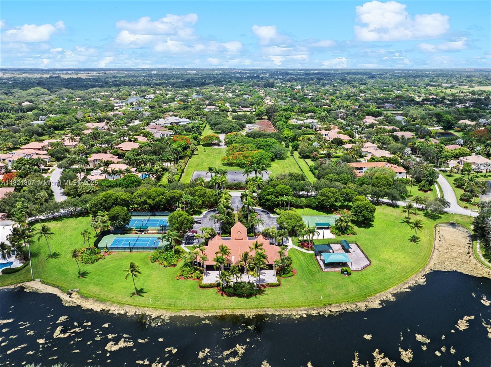 KAPOK GROVE ESTATES - Residential