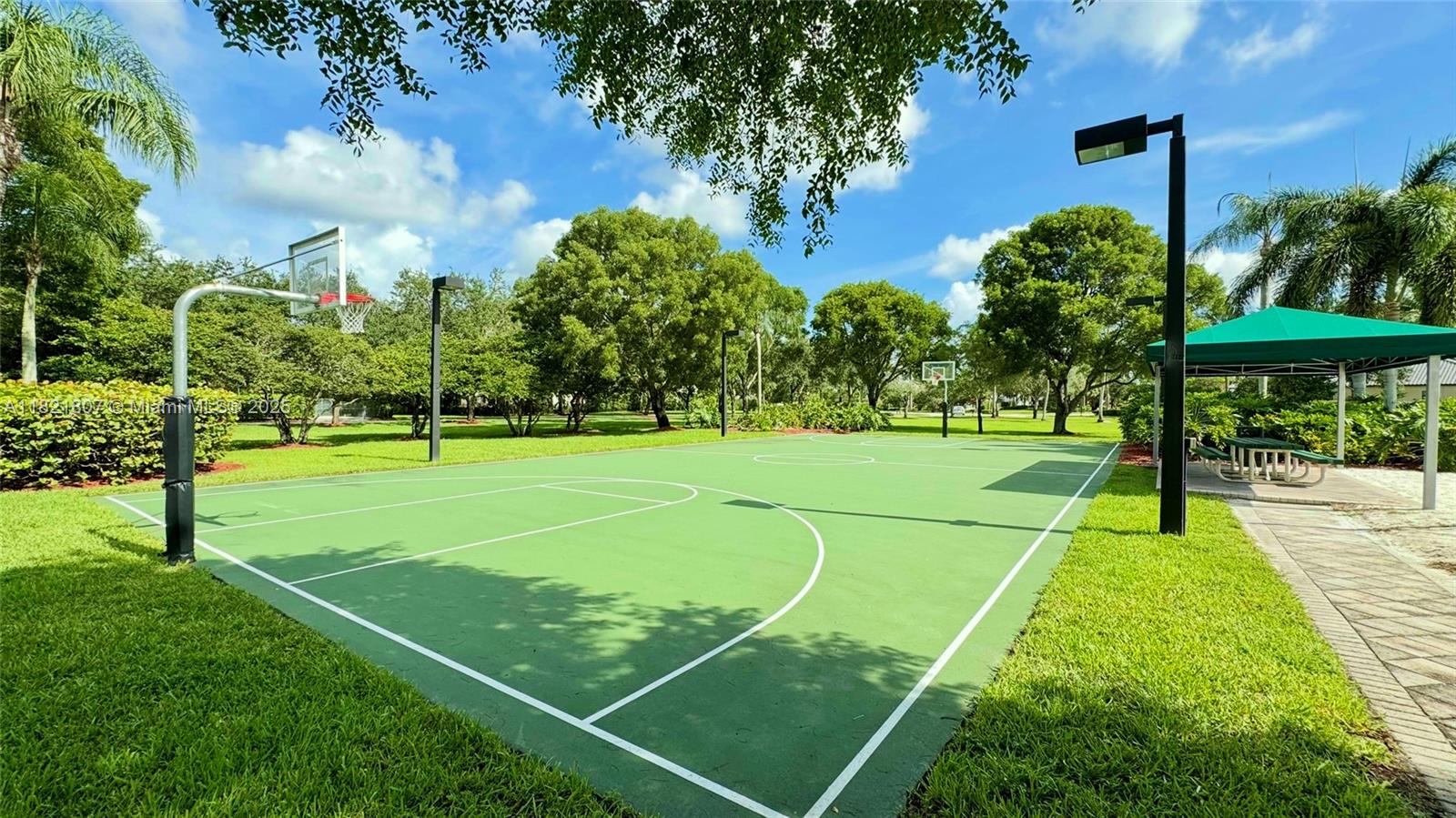 KAPOK GROVE ESTATES - Residential