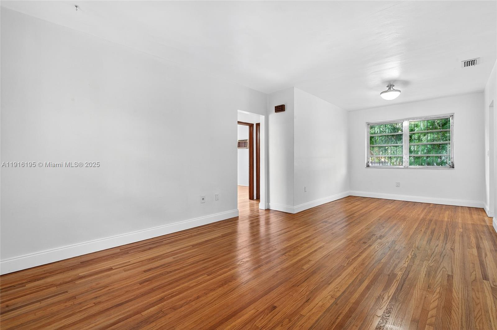 WINONA PARK - Residential