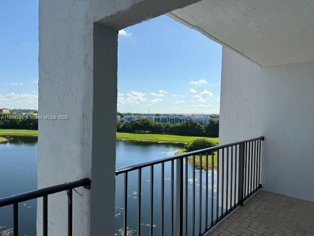 GOLFVIEW CL FONTAINBL PK - Residential Lease