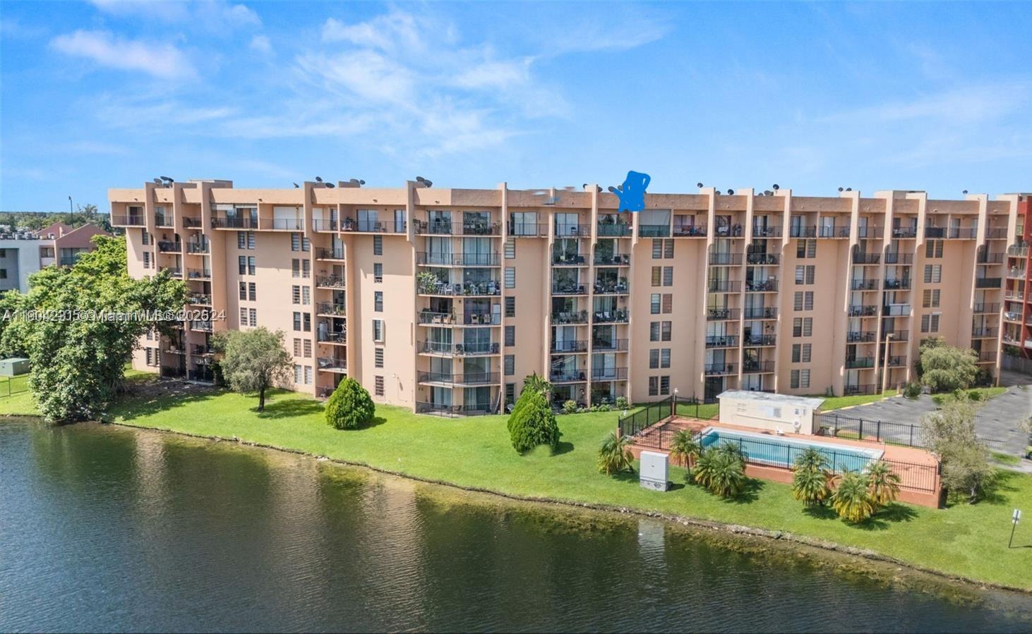 GOLFVIEW CL FONTAINBL PK - Residential Lease