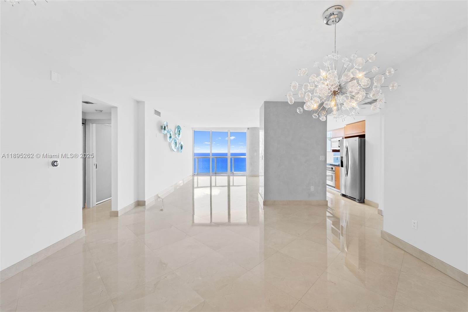 6365 Collins Ave 4002