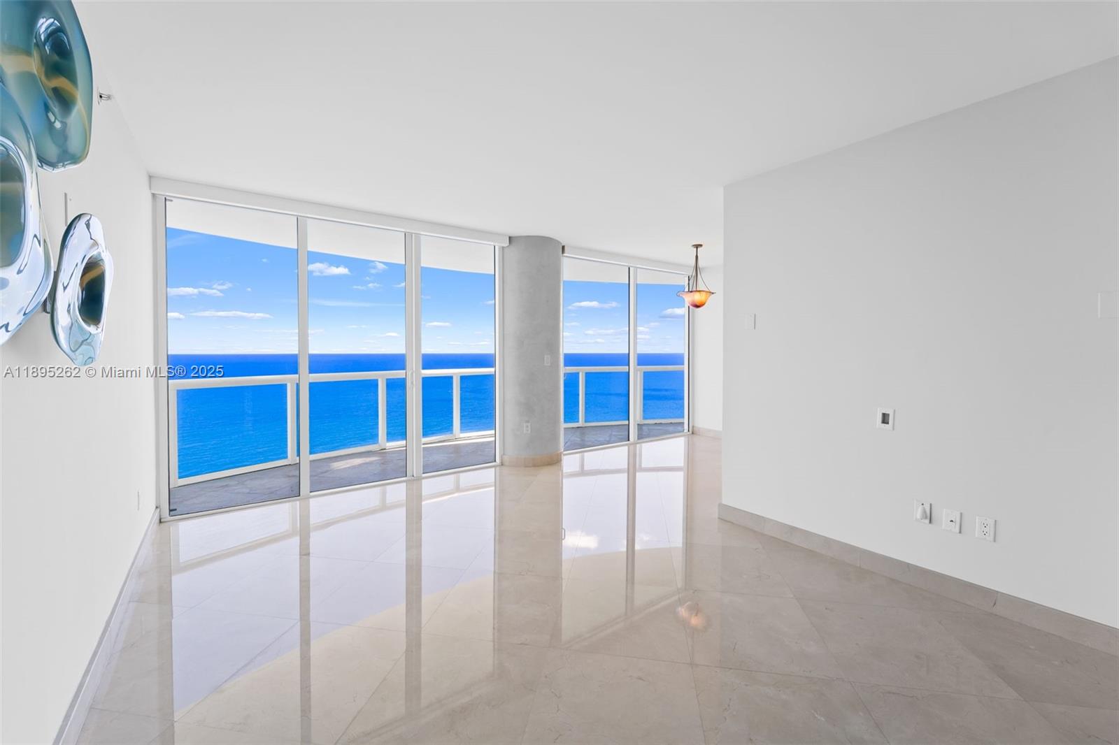 6365 Collins Ave 4002