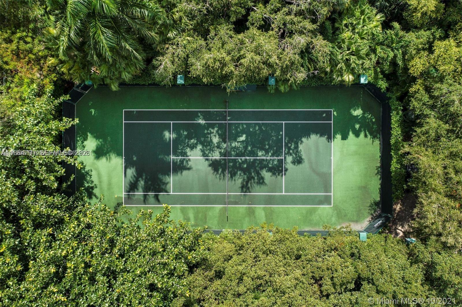 GROVENOR HOUSE CONDO - Residential