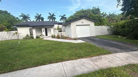 Photo of 590 SW 166th Ter, Weston, FL 33326 (MLS # A12053783)