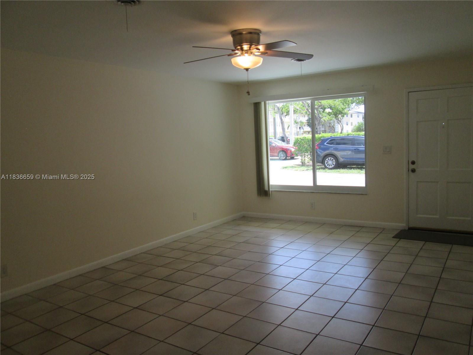 CORAL RIDGE COUNTRY CLUB - Residential Lease