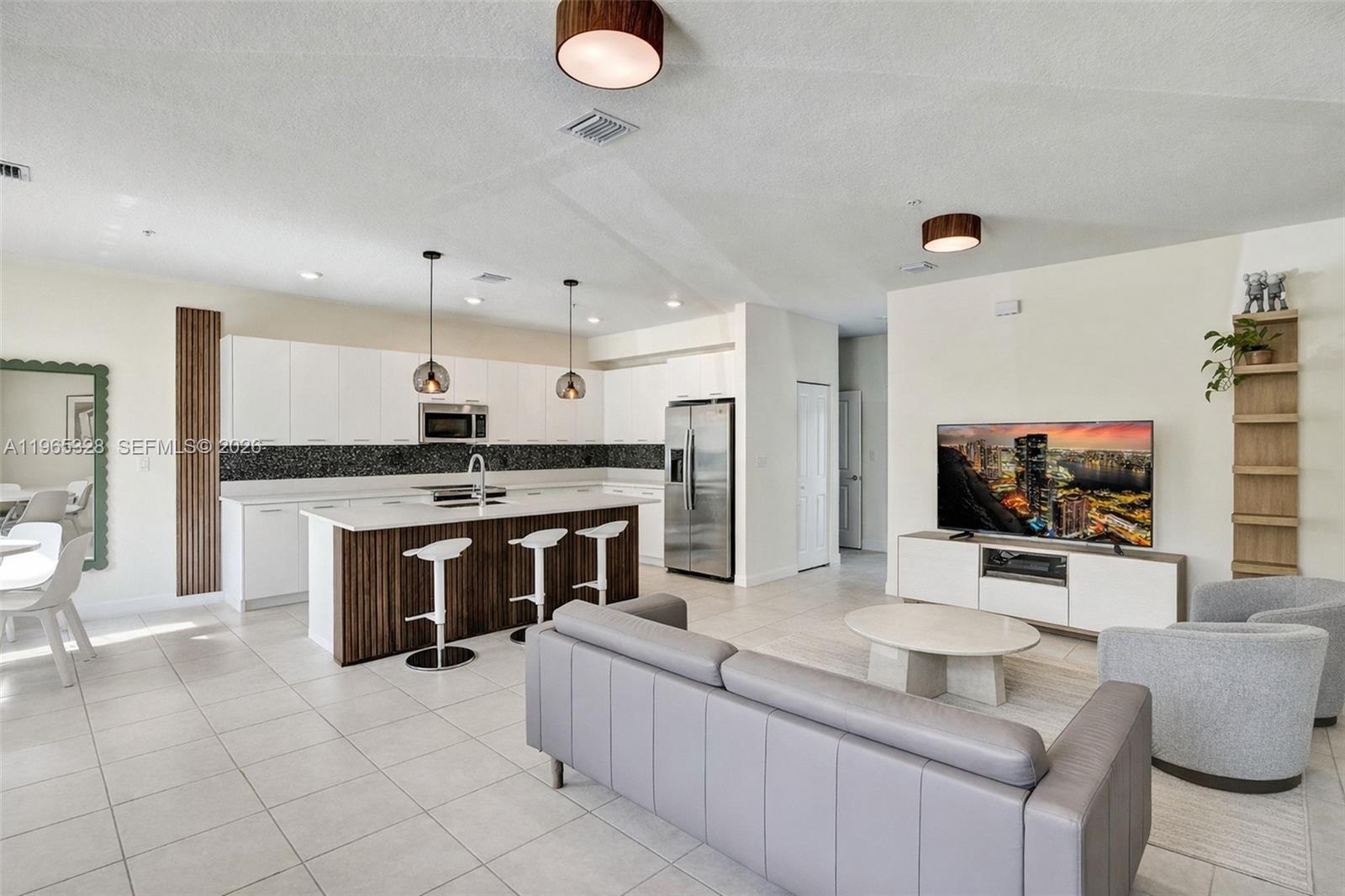 8001 NW 41st St F-109